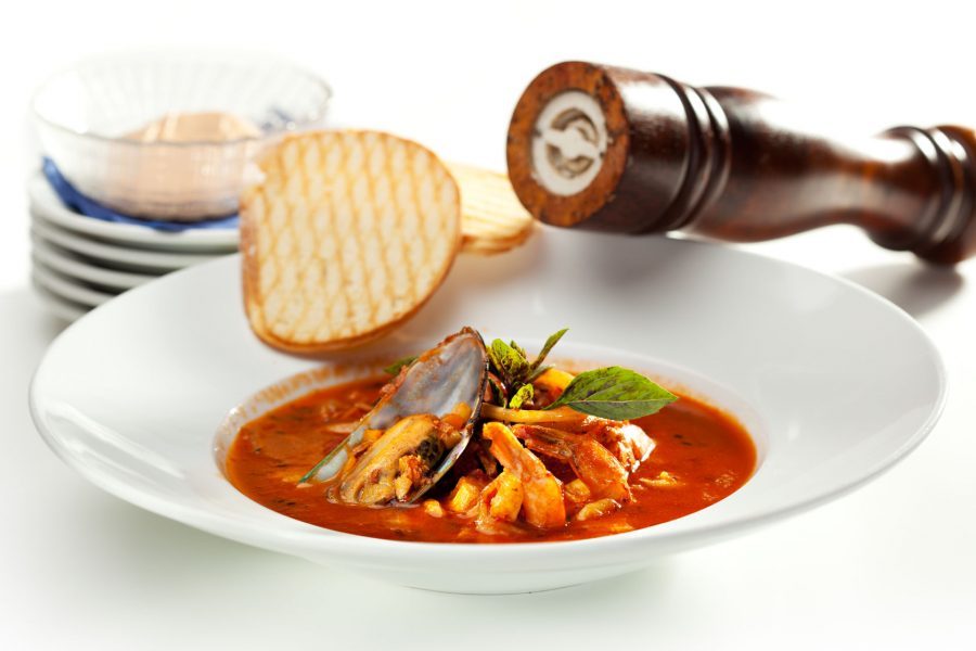 sopa de mariscos con pernod